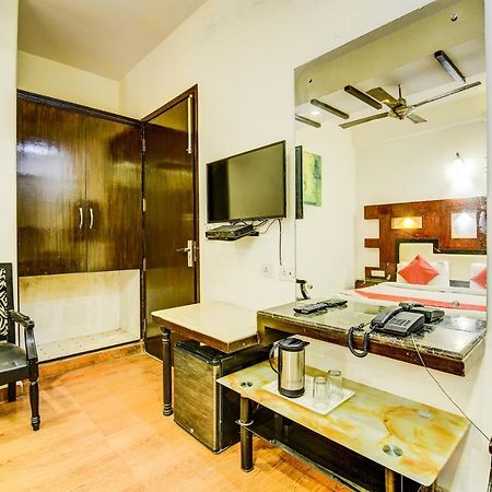 Oyo Hotel Asko International Near Gurudwara Shri Bangla Sahib Nowe Delhi Zewnętrze zdjęcie