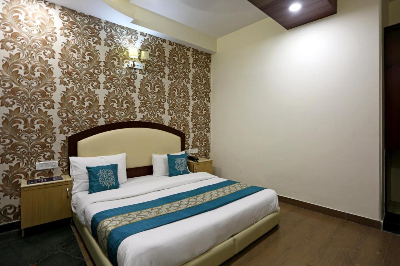 Oyo Hotel Asko International Near Gurudwara Shri Bangla Sahib Nowe Delhi Zewnętrze zdjęcie